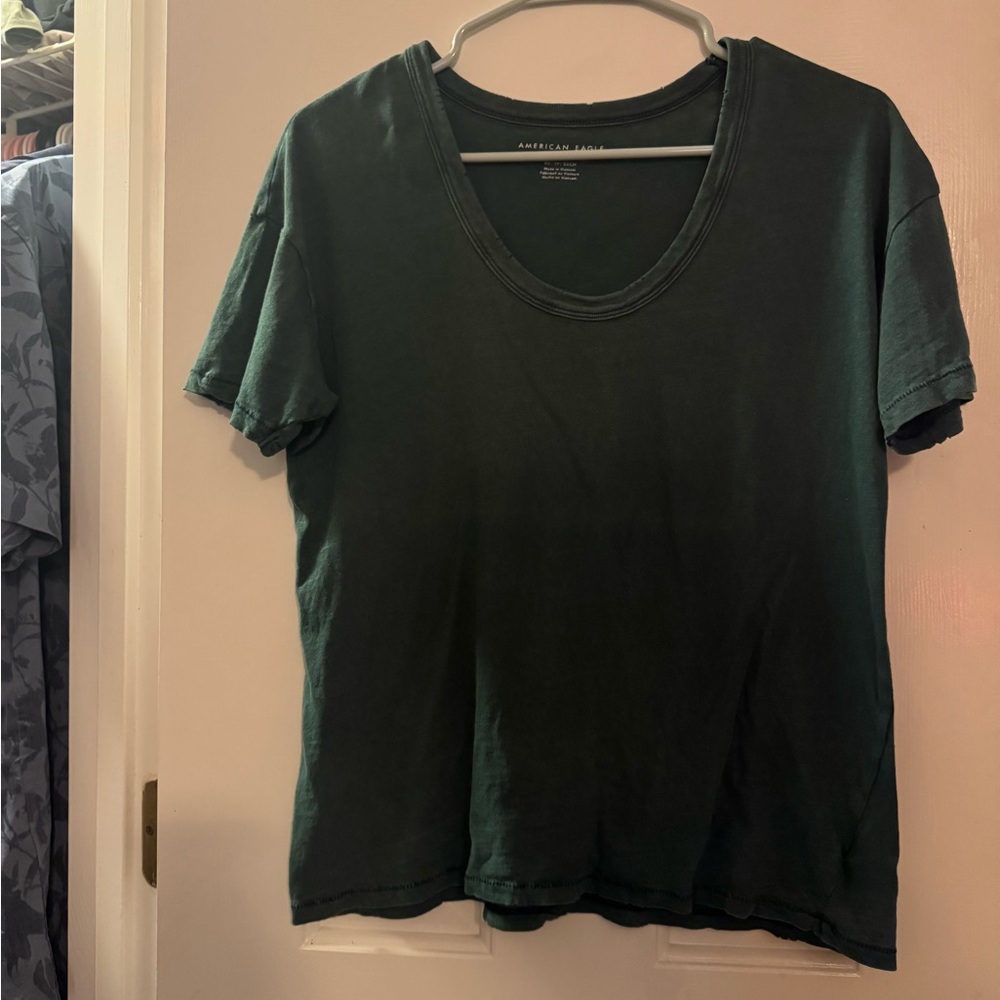 American Eagle Outfitters Womens scoop Neck Distressed Tee Green XS